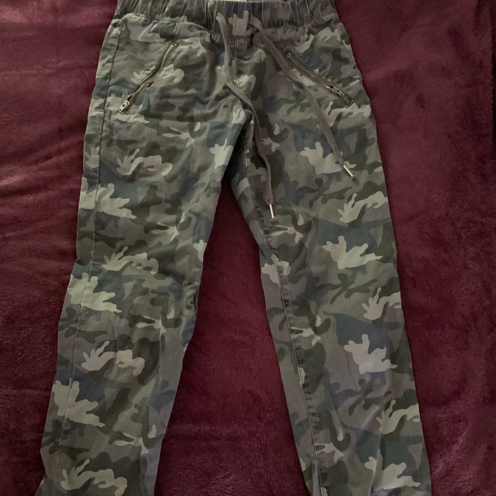 Camouflage joggers